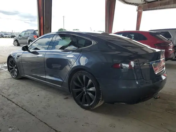 5YJSA1E25HF233097 2017 TESLA MODEL S - Image 2