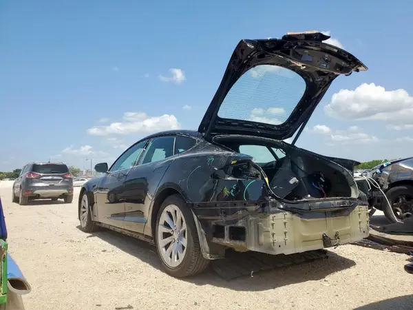 5YJSA1E25JF235938 2018 TESLA MODEL S - Image 2
