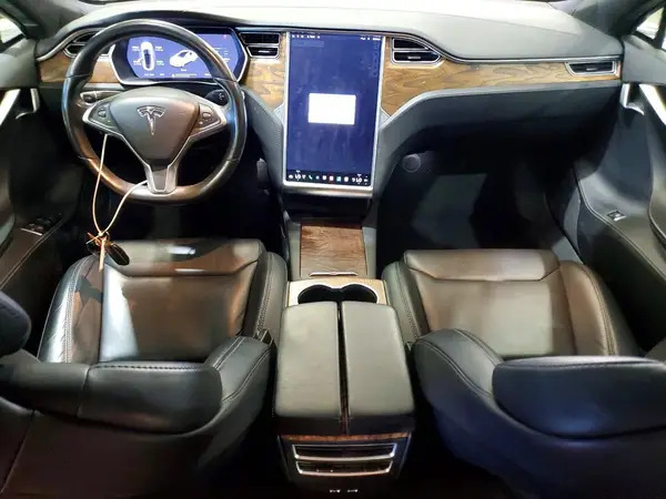 5YJSA1E25JF244333 2018 TESLA MODEL S - Image 8