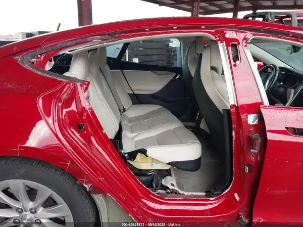 5YJSA1E25JF244607 2018 TESLA MODEL S - Image 8