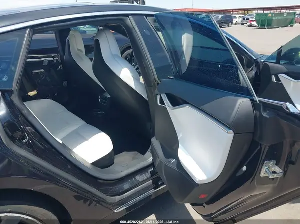 5YJSA1E25JF248382 2018 TESLA MODEL S - Image 8