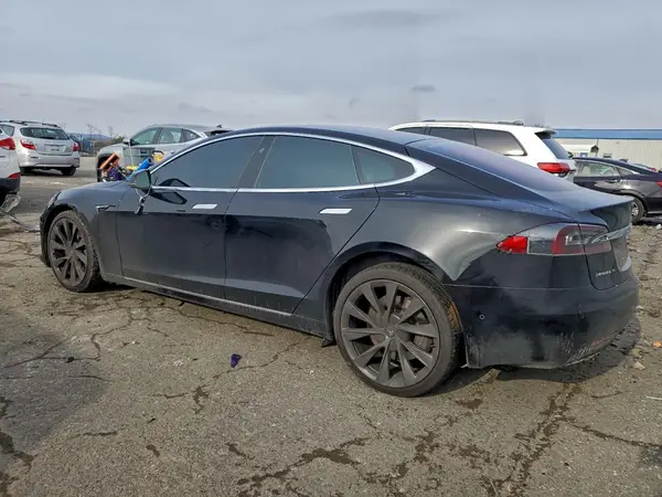 5YJSA1E25JF253453 2018 TESLA MODEL S - Image 2