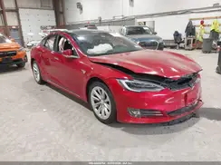 5YJSA1E25JF259379 2018 TESLA MODEL S
