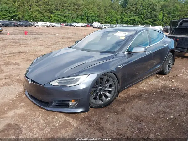 5YJSA1E25JF265344 2018 TESLA MODEL S - Image 2