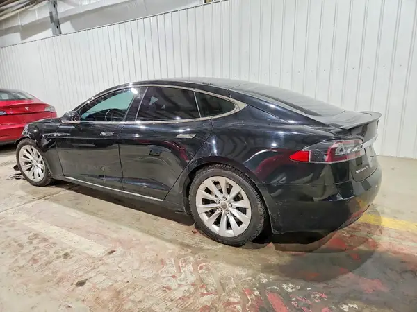 5YJSA1E25JF266770 2018 TESLA MODEL S - Image 2