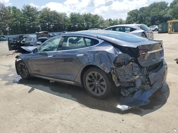 5YJSA1E25JF268809 2018 TESLA MODEL S - Image 2