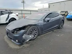 5YJSA1E25JF276070 2018 TESLA MODEL S