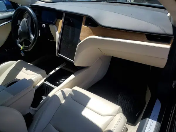 5YJSA1E25JF278479 2018 TESLA MODEL S - Image 8