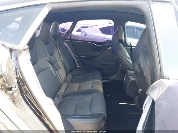 5YJSA1E25JF281463 2018 TESLA MODEL S - Image 8