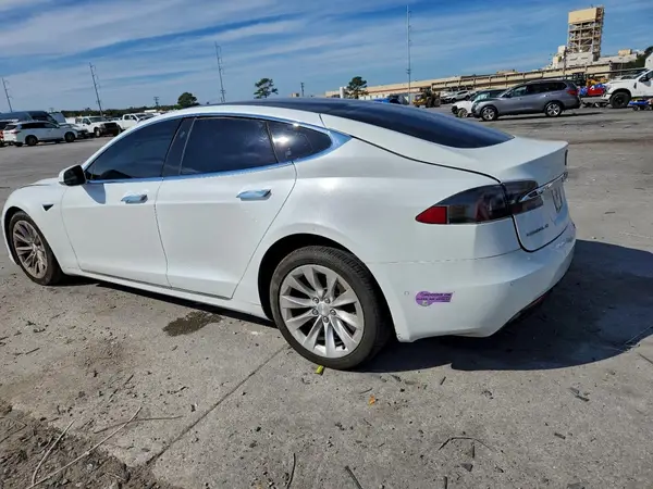5YJSA1E25JF281804 2018 TESLA MODEL S - Image 2