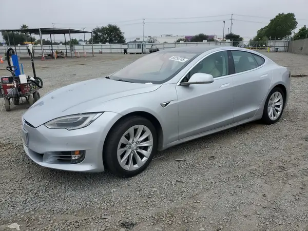 5YJSA1E25JF282919 2018 TESLA MODEL S - Image 1