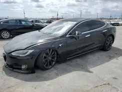 5YJSA1E25JF284847 2018 TESLA MODEL S
