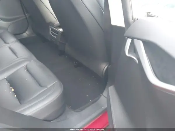5YJSA1E25JF285674 2018 TESLA MODEL S - Image 8