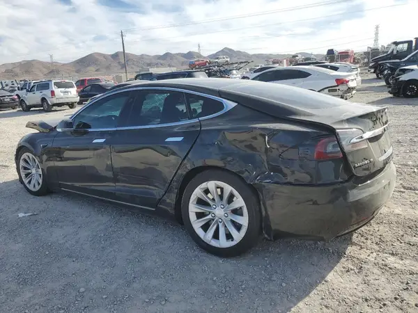 5YJSA1E25JF286839 2018 TESLA MODEL S - Image 2