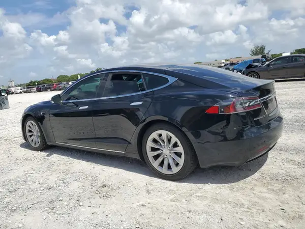 5YJSA1E25JF288025 2018 TESLA MODEL S - Image 2