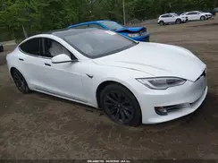 5YJSA1E25JF292205 2018 TESLA MODEL S