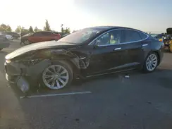 5YJSA1E25JF293824 2018 TESLA MODEL S