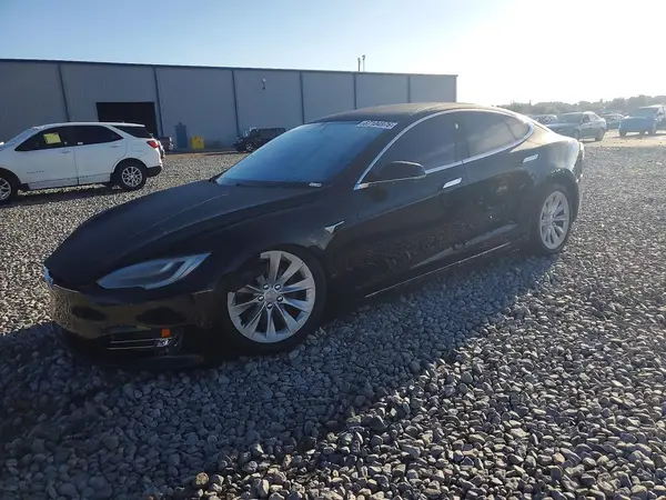 5YJSA1E25JF293984 2018 TESLA MODEL S - Image 1