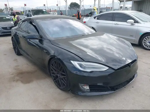 5YJSA1E25KF302216 2019 TESLA MODEL S - Image 1