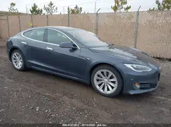 5YJSA1E25KF303883 2019 TESLA MODEL S