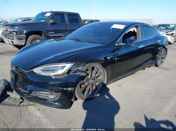 5YJSA1E25KF307383 2019 TESLA MODEL S - Image 2