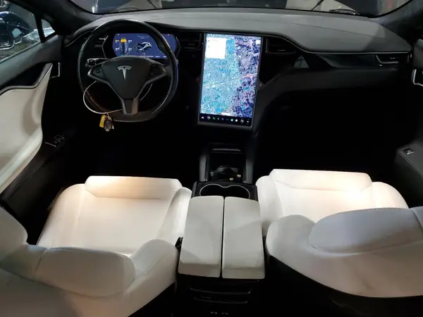5YJSA1E25KF310915 2019 TESLA MODEL S - Image 8