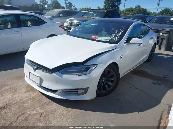 5YJSA1E25KF330565 2019 TESLA MODEL S - Image 2