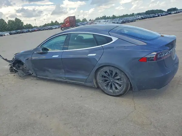 5YJSA1E25KF331117 2019 TESLA MODEL S - Image 2