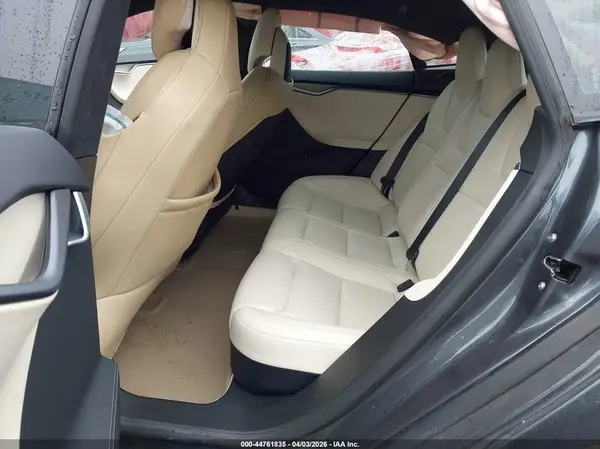 5YJSA1E25KF347642 2019 TESLA MODEL S - Image 8