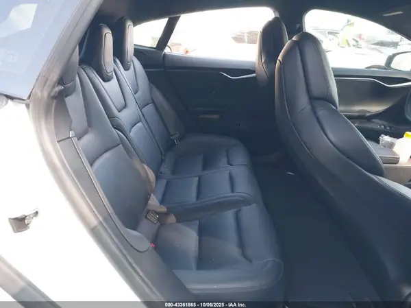 5YJSA1E25KF347933 2019 TESLA MODEL S - Image 8