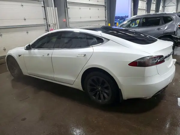 5YJSA1E25LF369092 2020 TESLA MODEL S - Image 2