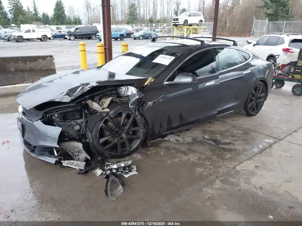 5YJSA1E25LF397488 2020 TESLA MODEL S - Image 2