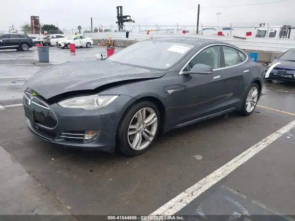 5YJSA1E26GF120371 2016 TESLA MODEL S - Image 2