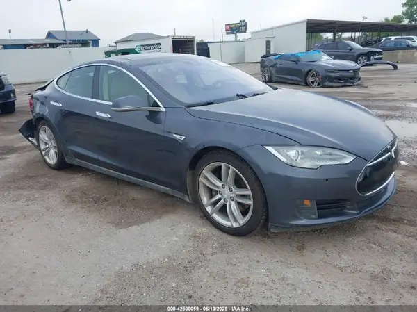 5YJSA1E26GF123531 2016 TESLA MODEL S - Image 1