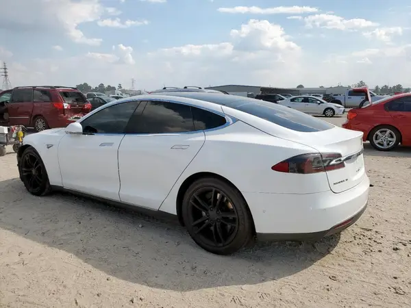 5YJSA1E26GF123819 2016 TESLA MODEL S - Image 2