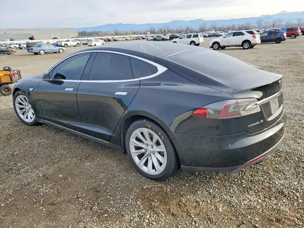 5YJSA1E26GF134206 2016 TESLA MODEL S - Image 2