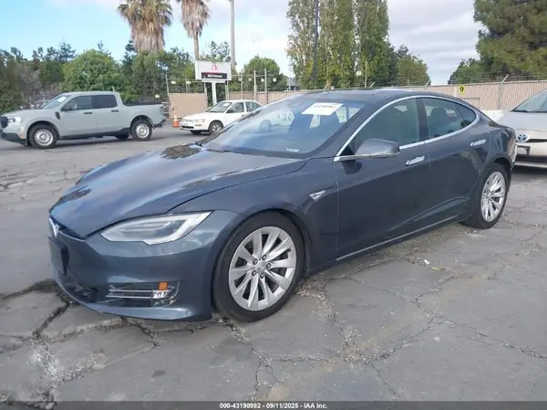 5YJSA1E26GF143035 2016 TESLA MODEL S - Image 2