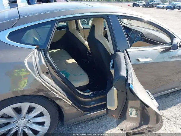 5YJSA1E26GF159977 2016 TESLA MODEL S - Image 8