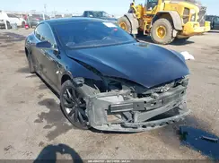 5YJSA1E26HF185870 2017 TESLA MODEL S