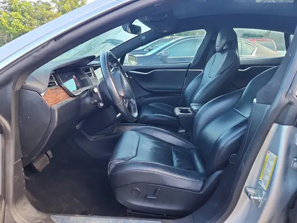 2017 TESLA MODEL S auction photo 7