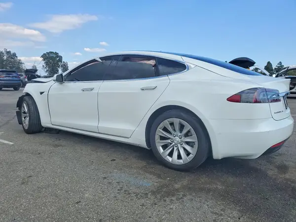 5YJSA1E26HF217989 2017 TESLA MODEL S - Image 2