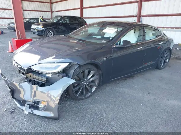 5YJSA1E26HF230547 2017 TESLA MODEL S - Image 2