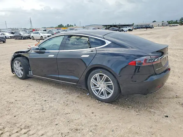 5YJSA1E26JF239724 2018 TESLA MODEL S - Image 2