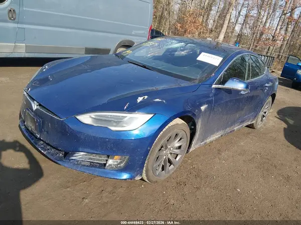 5YJSA1E26JF243806 2018 TESLA MODEL S - Image 2
