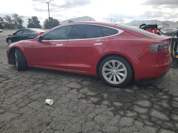 5YJSA1E26JF246267 2018 TESLA MODEL S - Image 2