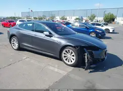 5YJSA1E26JF249573 2018 TESLA MODEL S