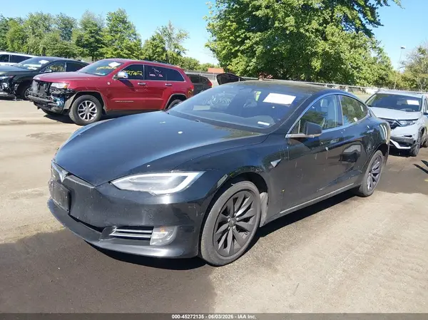 5YJSA1E26JF259102 2018 TESLA MODEL S - Image 2