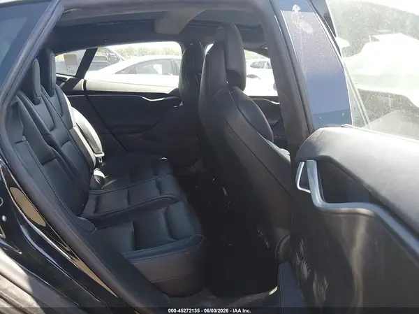 5YJSA1E26JF259102 2018 TESLA MODEL S - Image 8