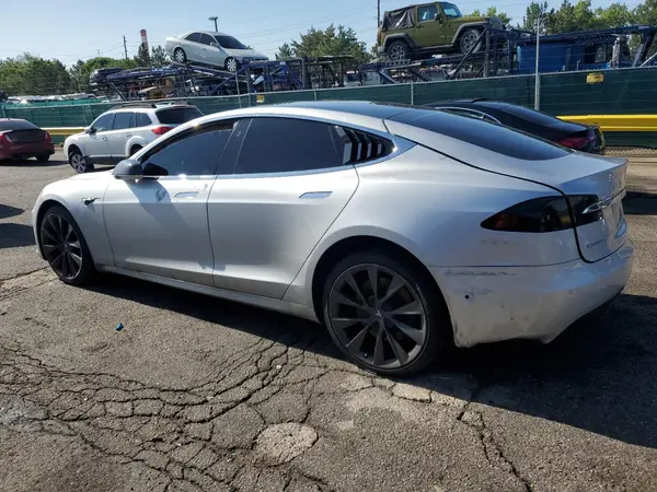 5YJSA1E26JF261397 2018 TESLA MODEL S - Image 2