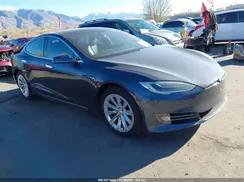 5YJSA1E26JF261819 2018 TESLA MODEL S